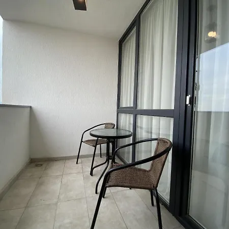 Апартаменти Charming Flat In With Balcony Panoramic View *